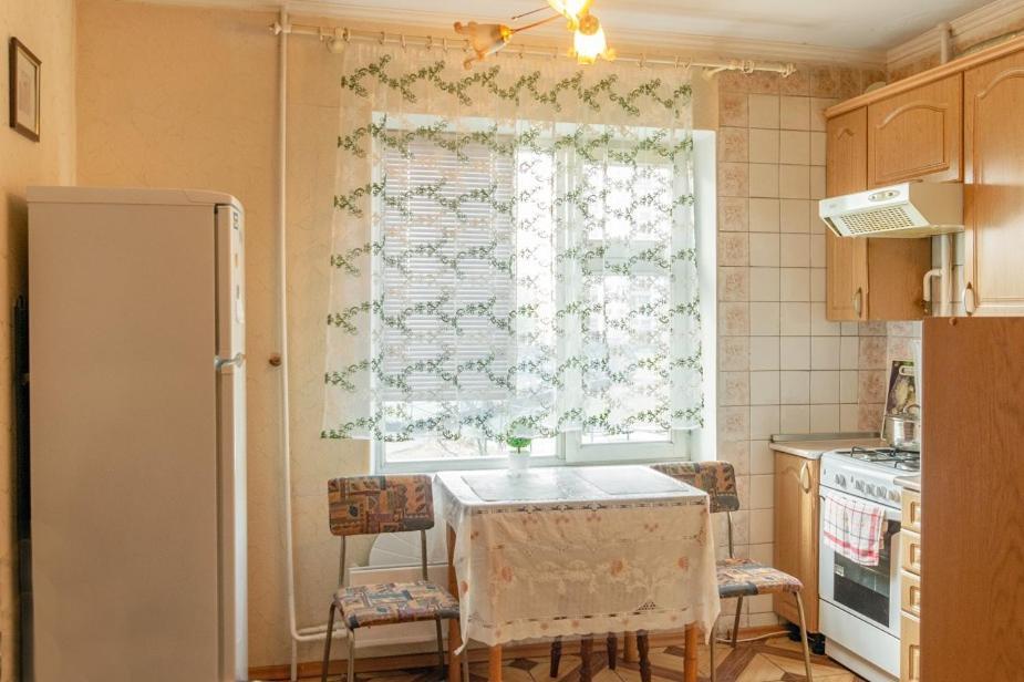 Квартира По Адресу Приозерная 8 Б Оболонь Kiev Eksteriør billede